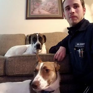 Meet your Posher, Gregory